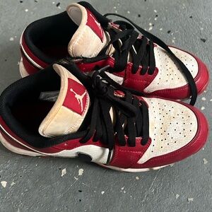Gently used Jordan 1 cleats